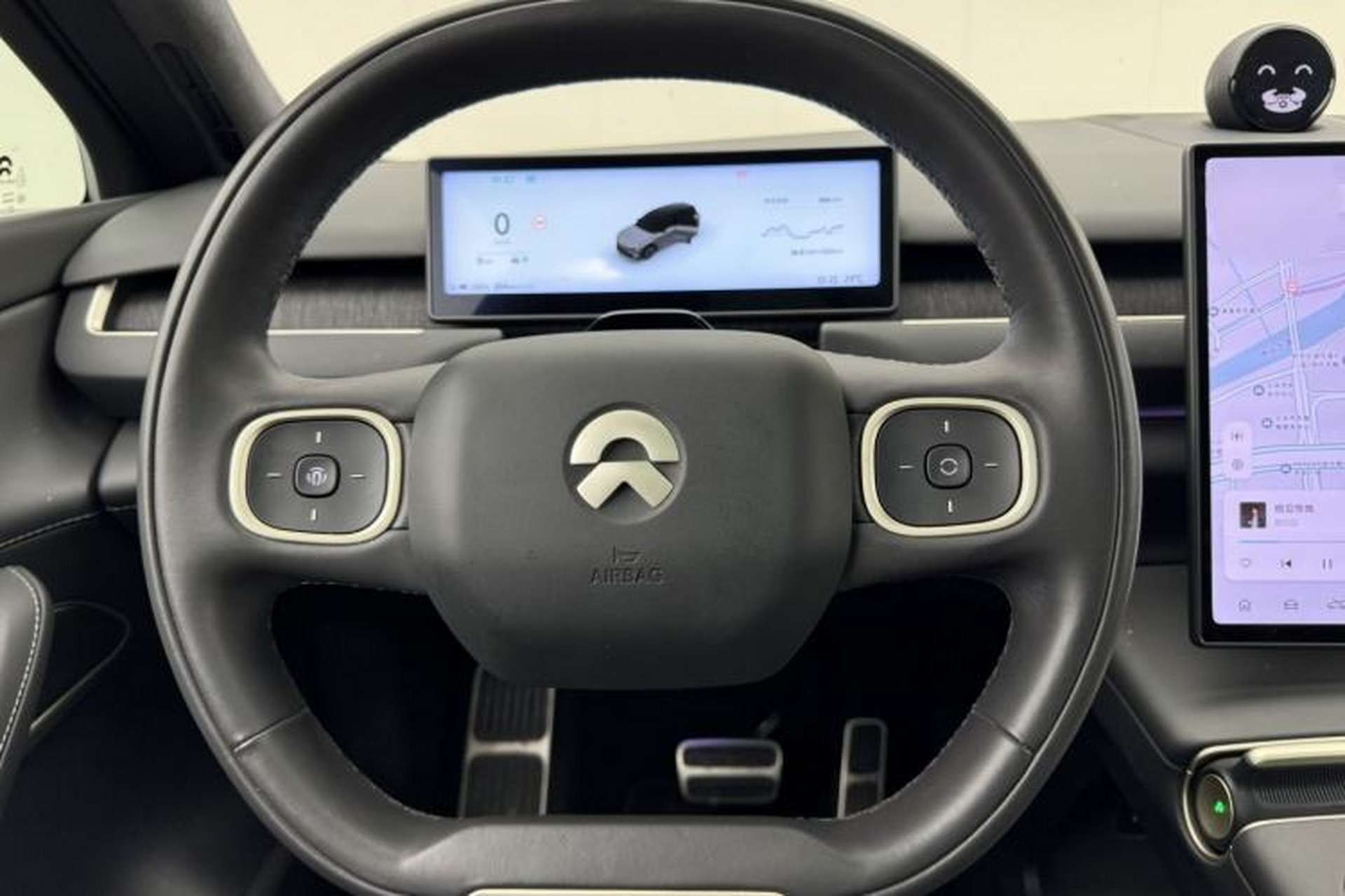 Used Nio ES8 2023 100kWh Executive Edition Steering Wheel