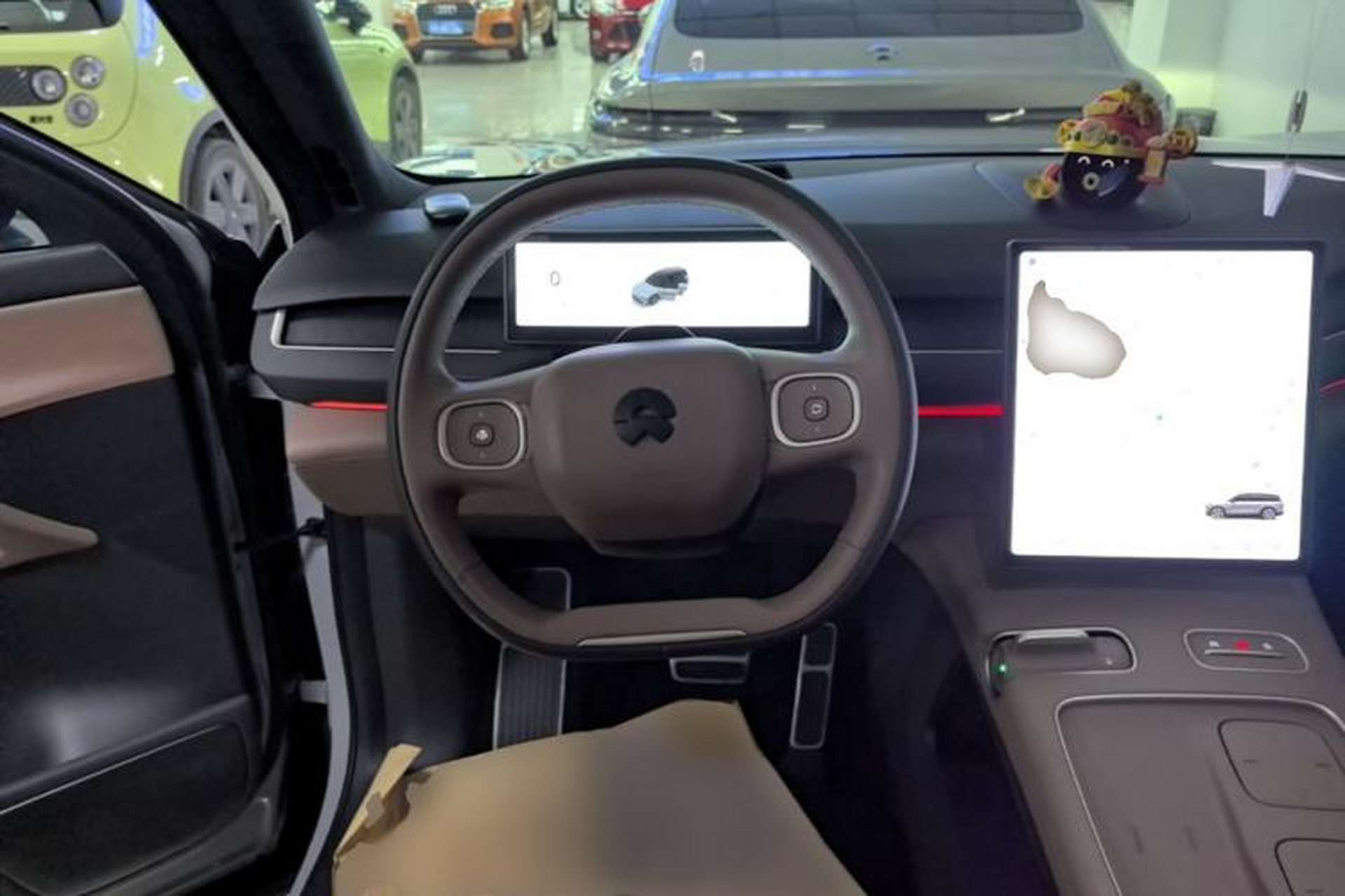 Used Nio ES8 2023 75 kWh Steering Wheel