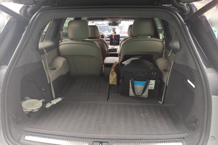 Used Nio ES8 2023 100kWh Executive Edition Trunk