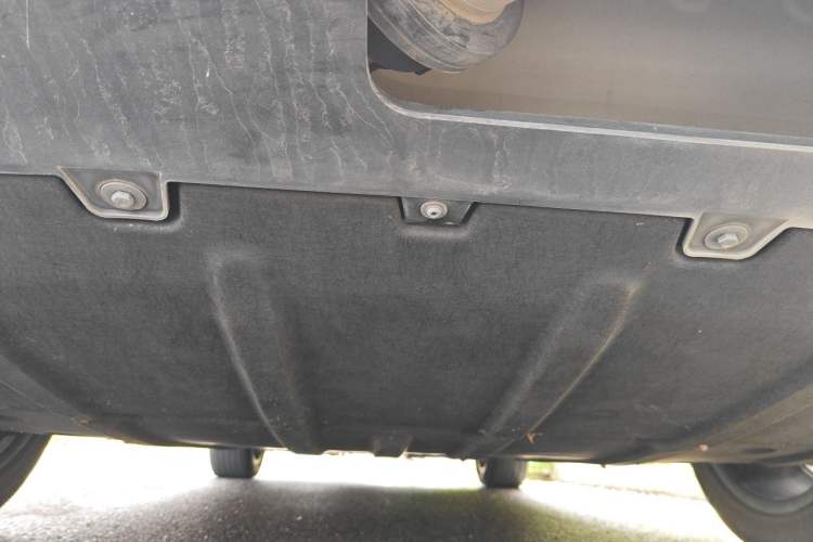 Used Nio ES8 2023 75 kWh Executive Edition Chassis Rear