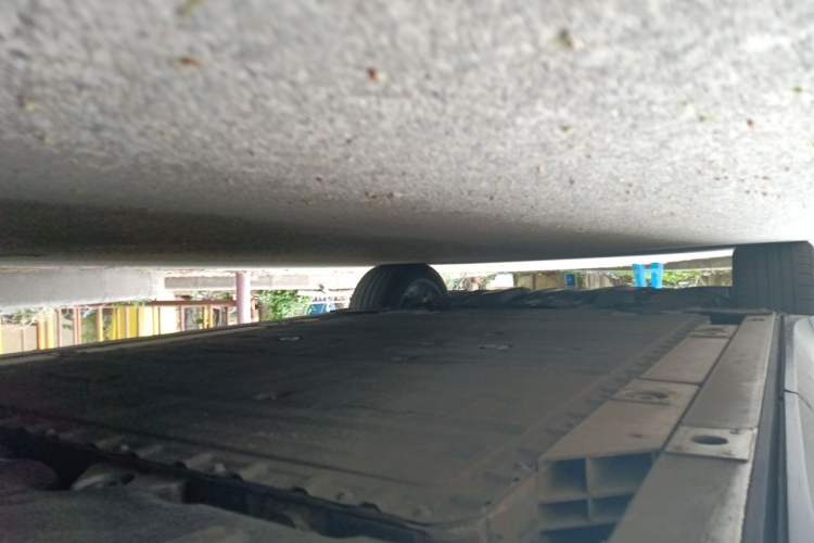 Used Nio ES8 2023 75 kWh Chassis Rear Left