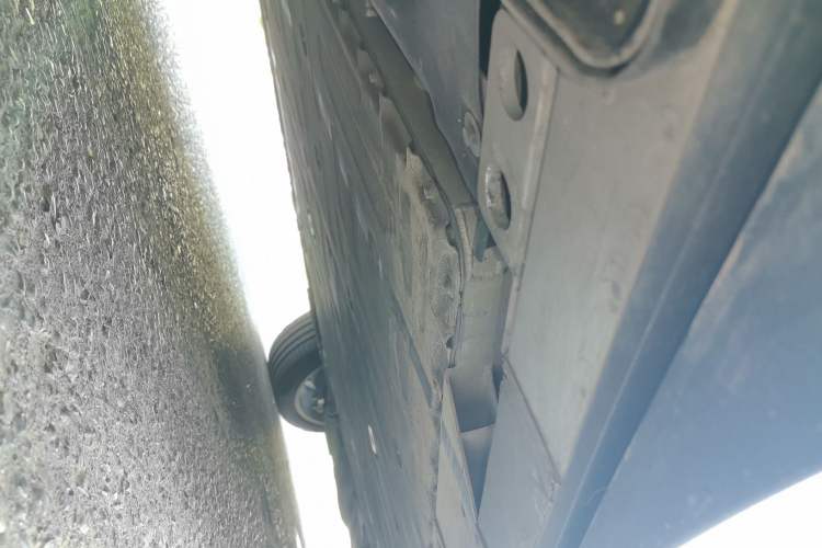 Used Nio ES8 2023 75 kWh Chassis Rear Right