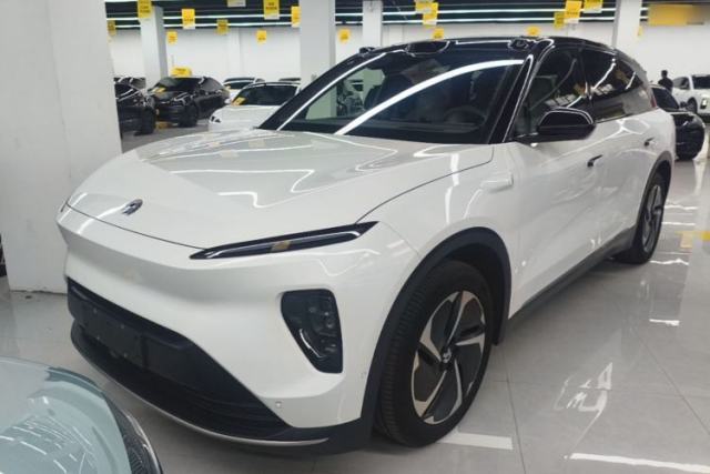 Used Nio ES8 2023 75 kWh Executive Edition