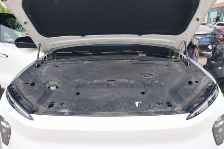 Used Nio ES8 2023 75 kWh Executive Edition Engine Bay