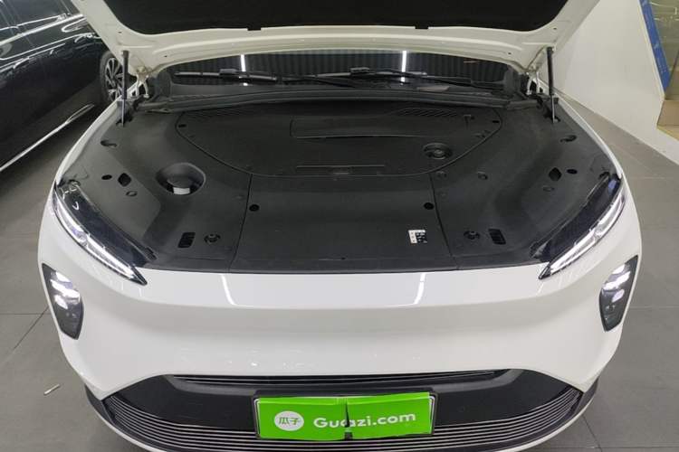 Used Nio ES8 2023 75 kWh Executive Edition Engine Bay