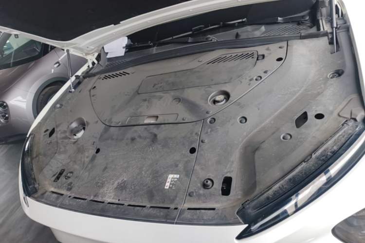 Used Nio ES8 2023 75 kWh Engine Bay