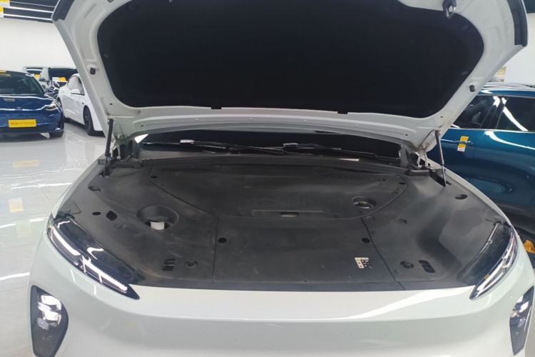 Used Nio ES8 2023 75 kWh Executive Edition Engine Bay
