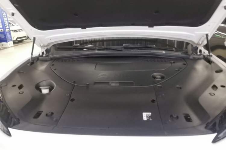 Used Nio ES8 2023 100kWh Engine Bay