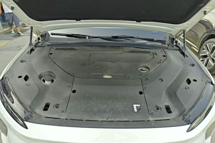 Used Nio ES8 2023 75 kWh Engine Bay