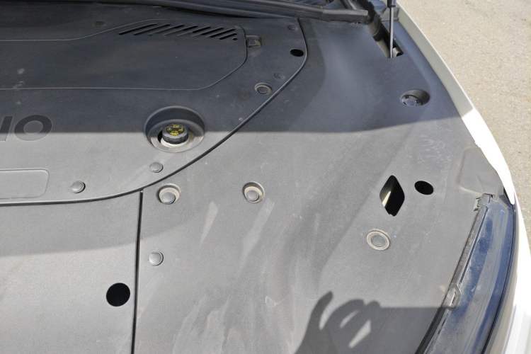 Used Nio ES8 2023 75 kWh Executive Edition Engine Bay Left