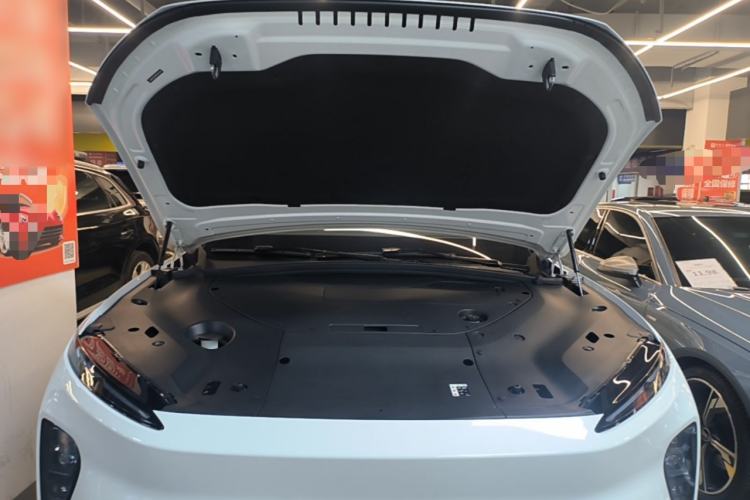 Used Nio ES8 2023 75 kWh Engine Bay