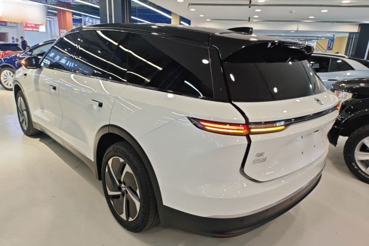Used Nio ES8 2023 75 kWh Executive Edition Exterior 2