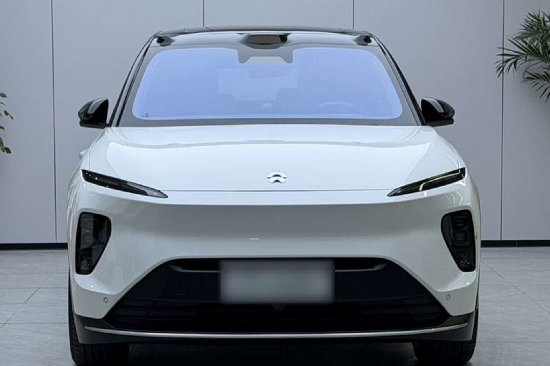 Used Nio ES8 2023 100kWh Signature Edition Exterior 3