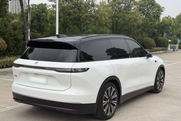 Used Nio ES8 2023 75 kWh Executive Edition Exterior 4