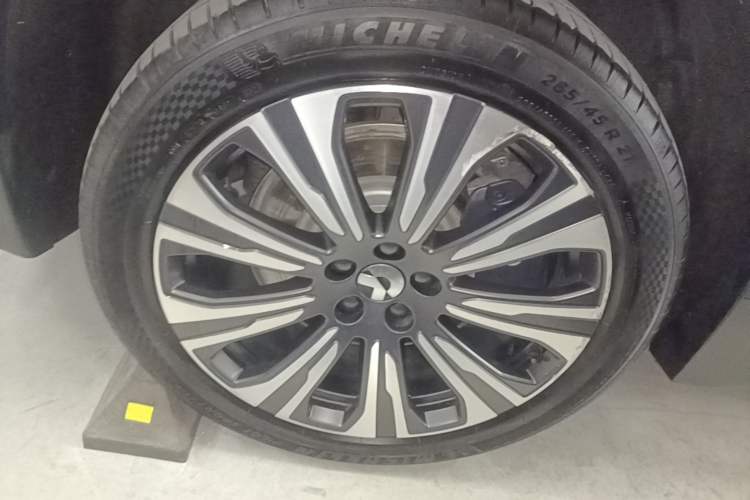 Used Nio ES8 2023 75 kWh Executive Edition Exterior 5