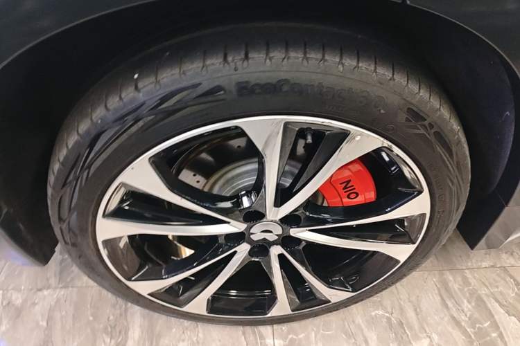 Used Nio ES8 2023 100kWh Signature Edition Exterior 5