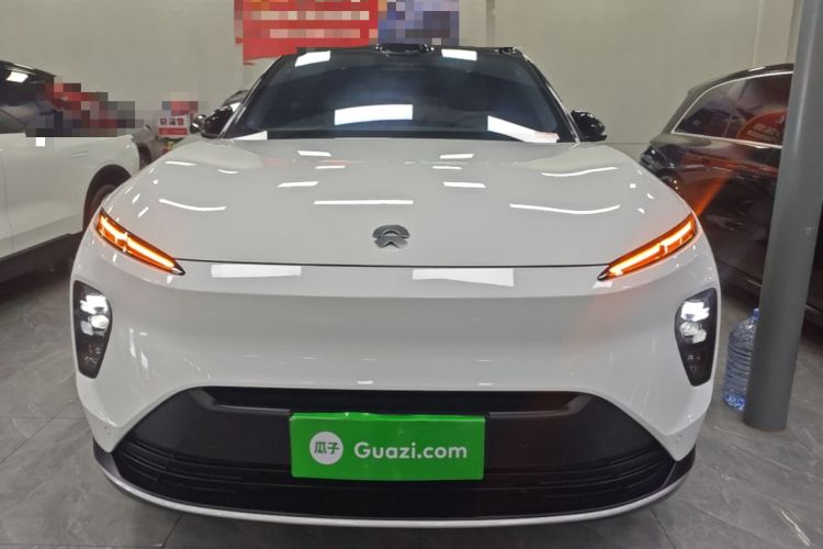 Used Nio ES8 2023 75 kWh Front