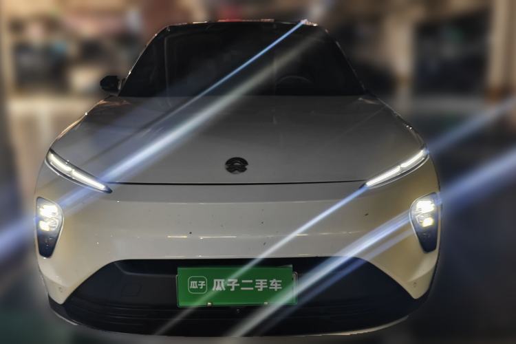 Used Nio ES8 2023 75 kWh Front