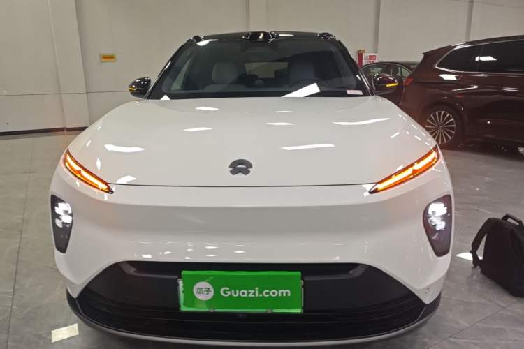 Used Nio ES8 2023 75 kWh Executive Edition Front