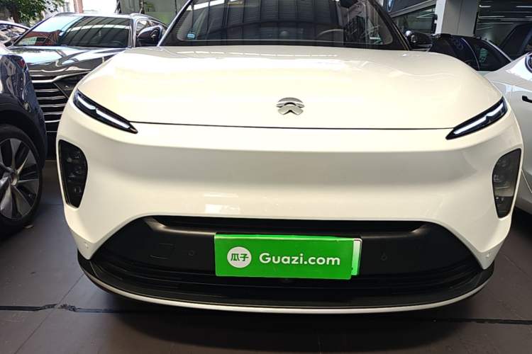 Used Nio ES8 2023 75 kWh Front