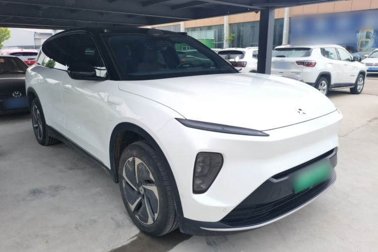Used Nio ES8 2023 75 kWh Executive Edition Front Right 45 Deg