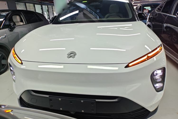 Used Nio ES8 2023 75 kWh Executive Edition Front