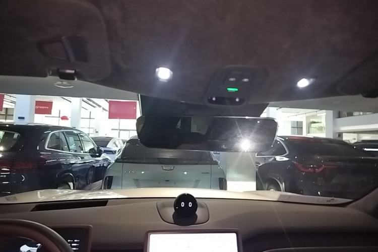 Used Nio ES8 2023 75 kWh Headliner