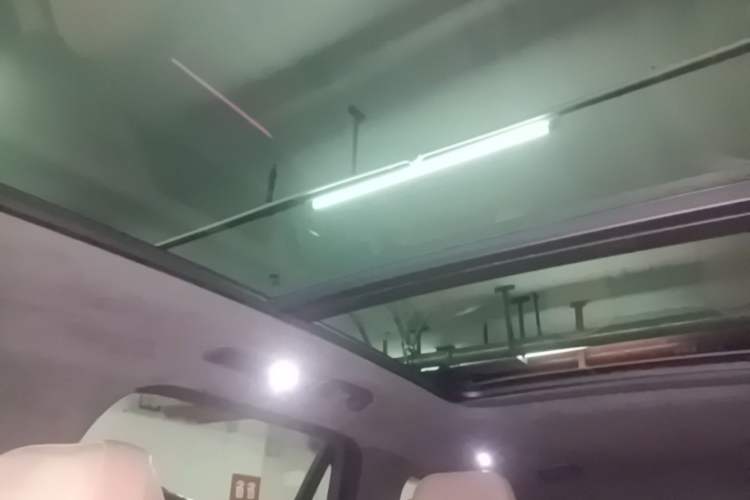 Used Nio ES8 2023 75 kWh Executive Edition Headliner