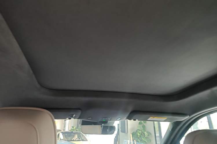 Used Nio ES8 2023 75 kWh Executive Edition Headliner