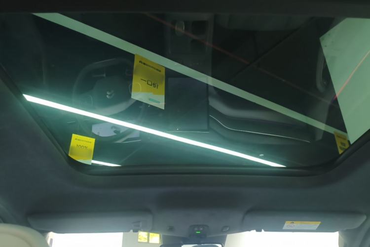 Used Nio ES8 2023 75 kWh Executive Edition Headliner