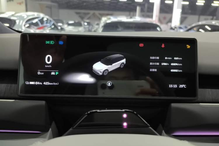 Used Nio ES8 2023 75 kWh Instrument Cluster