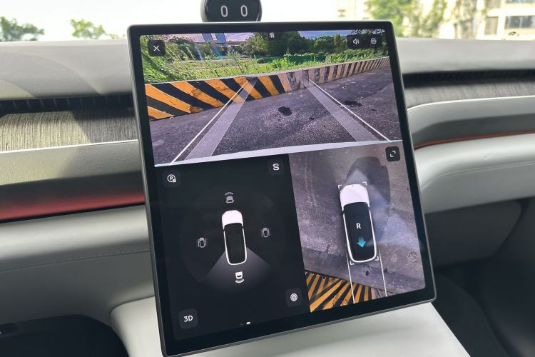 Used Nio ES8 2023 75 kWh Interior 10