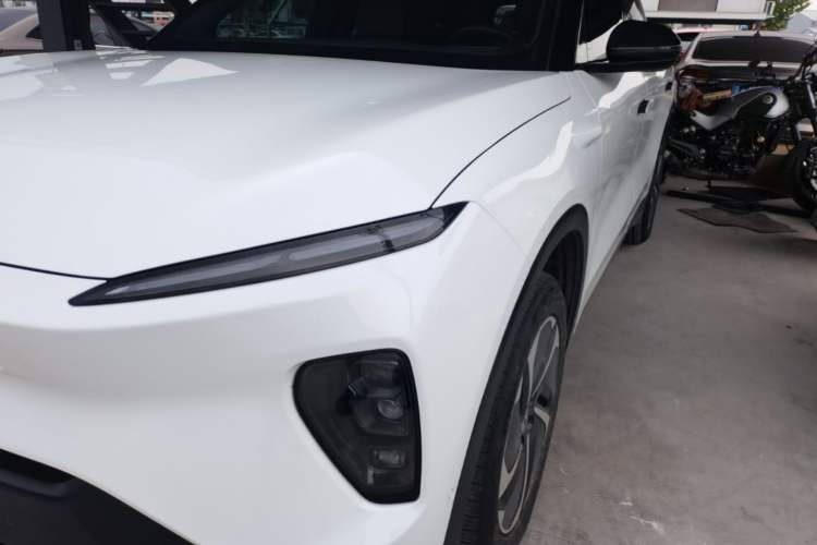 Used Nio ES8 2023 75 kWh Executive Edition Left Front Headlight