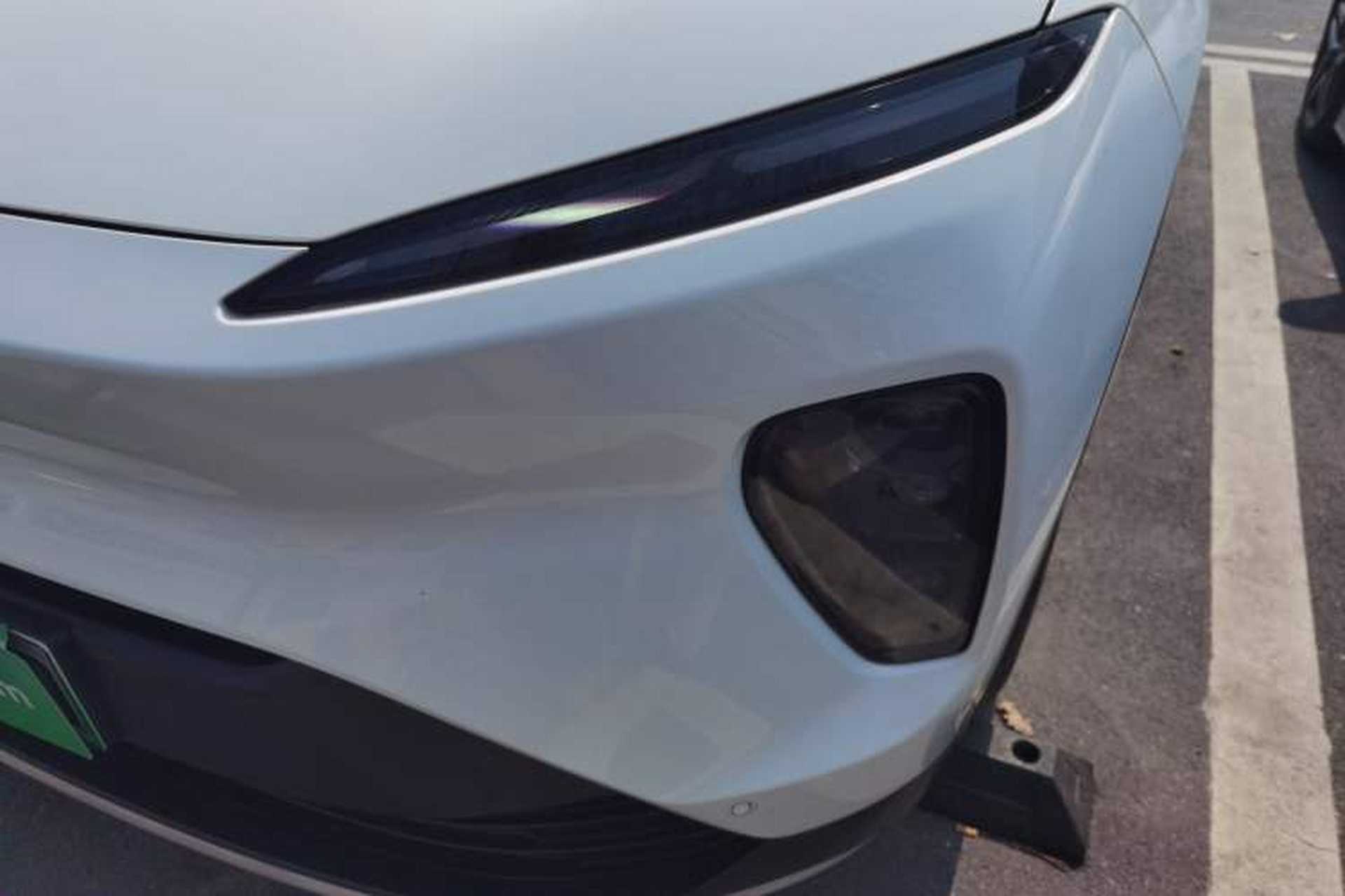 Used Nio ES8 2023 75 kWh Left Front Headlight