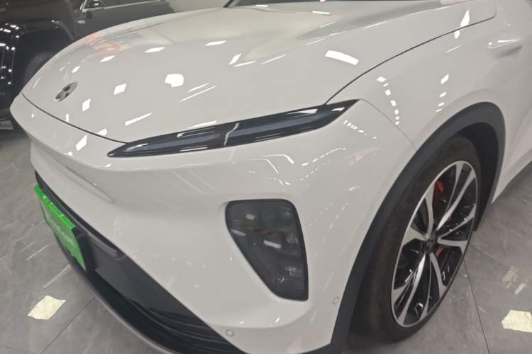 Used Nio ES8 2023 75 kWh Executive Edition Left Front Headlight