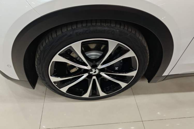 Used Nio ES8 2023 100kWh Signature Edition Left Front Wheel Hub