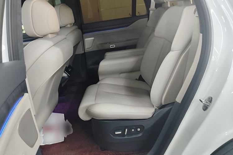 Used Nio ES8 2023 75 kWh Left Rear Seat