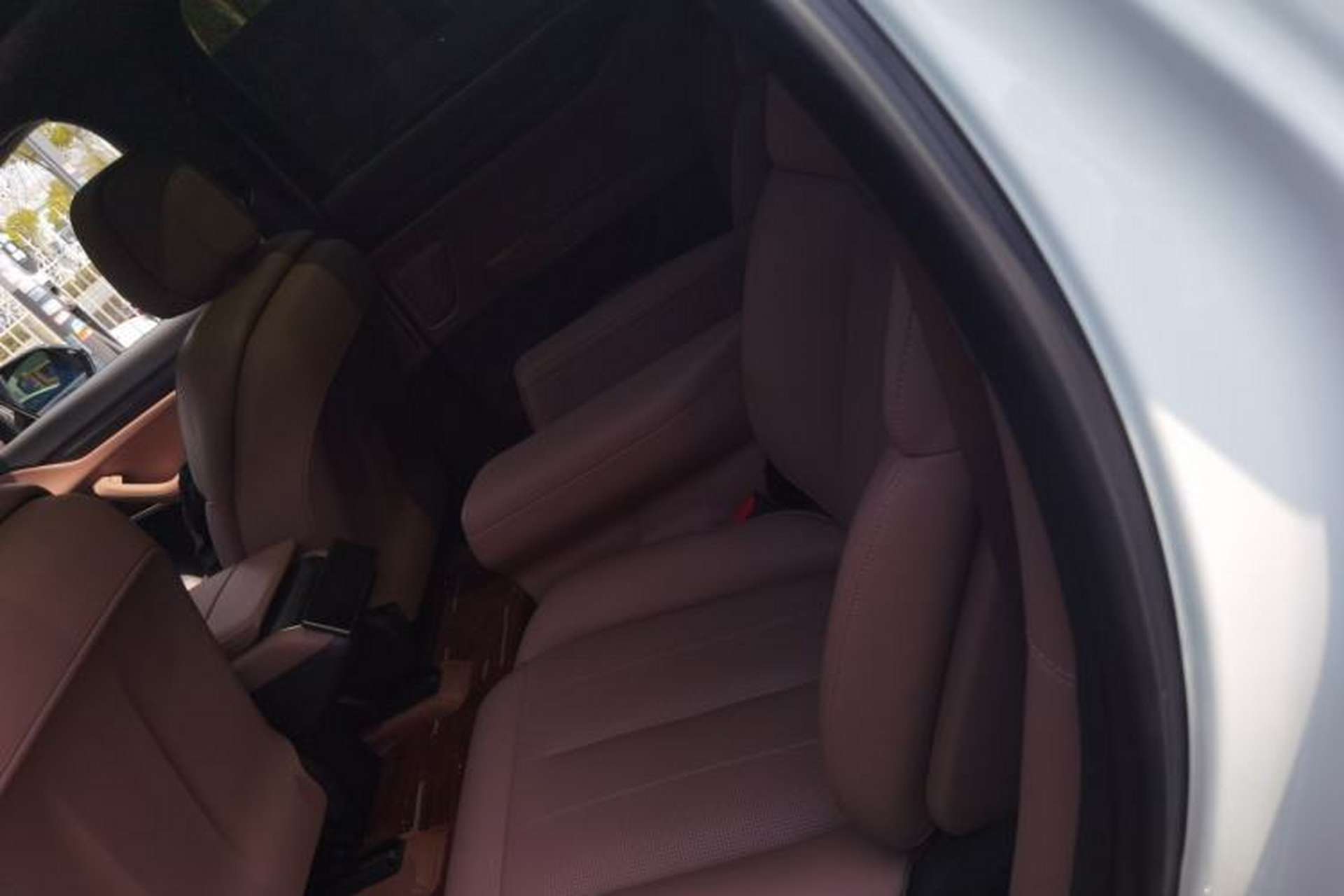 Used Nio ES8 2023 75 kWh Left Rear Seat