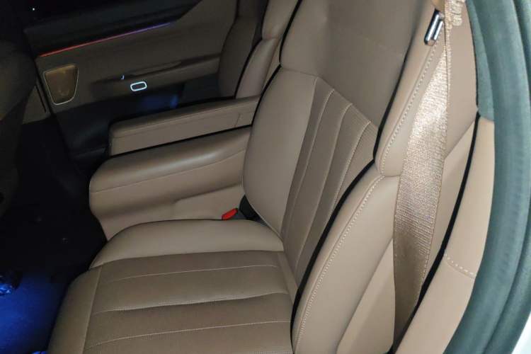 Used Nio ES8 2023 75 kWh Left Rear Seat