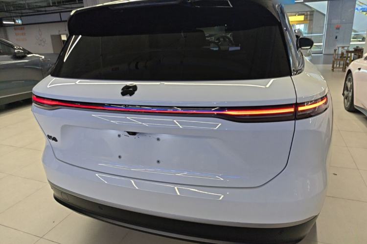 Used Nio ES8 2023 75 kWh Rear
