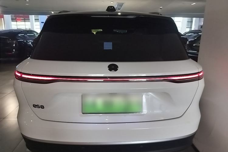 Used Nio ES8 2023 75 kWh Rear