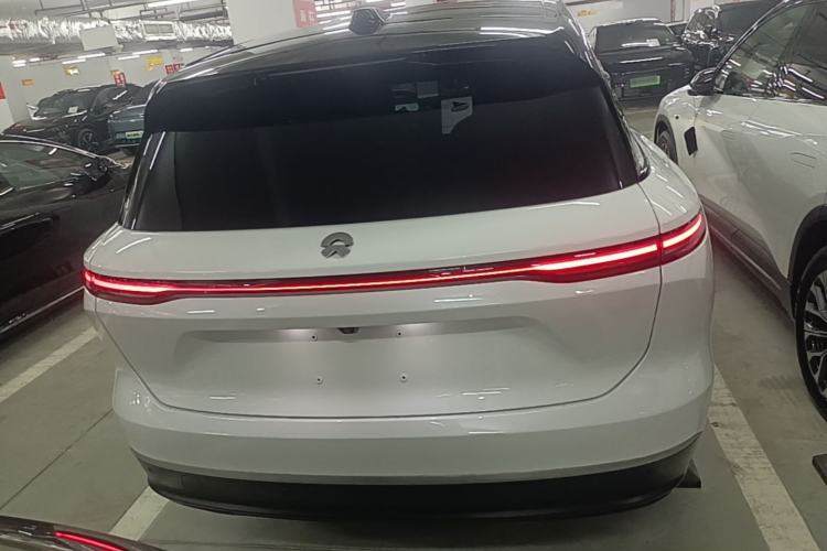 Used Nio ES8 2023 75 kWh Executive Edition Rear
