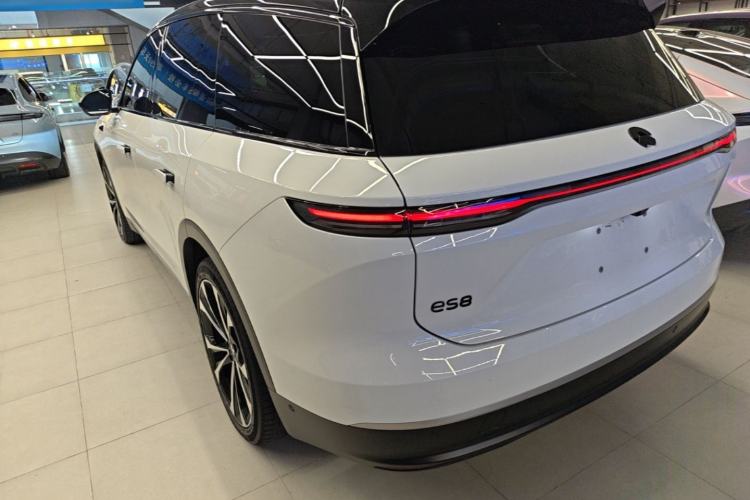 Used Nio ES8 2023 75 kWh Rear Left 45 Deg