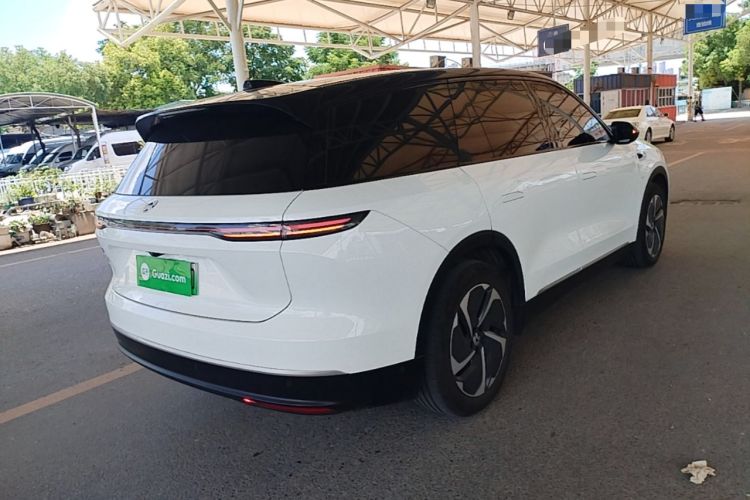 Used Nio ES8 2023 75 kWh Executive Edition Rear Right 45 Deg