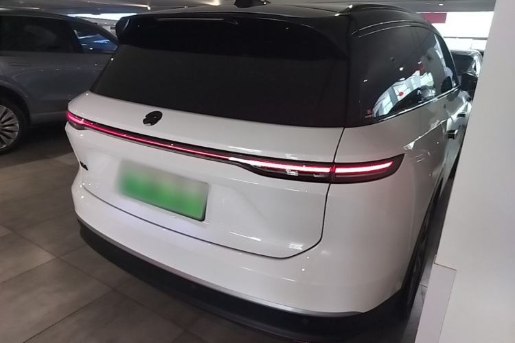 Used Nio ES8 2023 75 kWh Rear Right 45 Deg