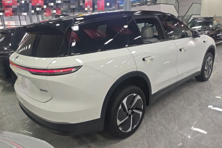 Used Nio ES8 2023 75 kWh Rear Right 45 Deg
