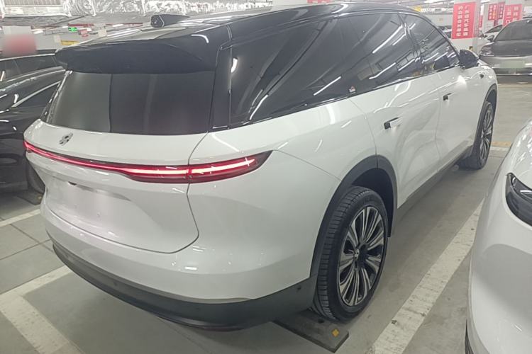 Used Nio ES8 2023 75 kWh Executive Edition Rear Right 45 Deg
