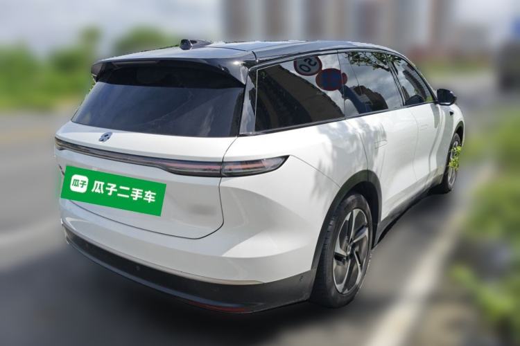 Used Nio ES8 2023 75 kWh Executive Edition Rear Right 45 Deg