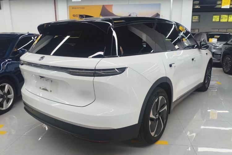 Used Nio ES8 2023 75 kWh Executive Edition Rear Right 45 Deg