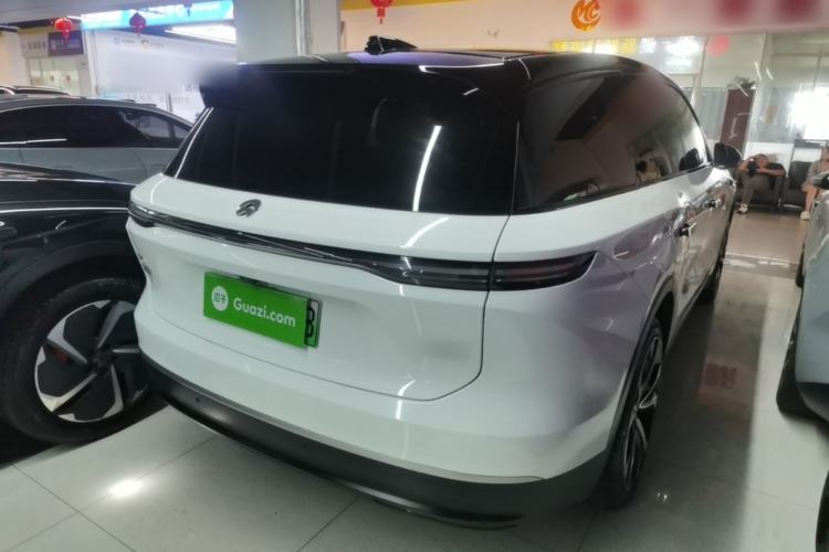 Used Nio ES8 2023 100kWh Signature Edition Rear Right 45 Deg